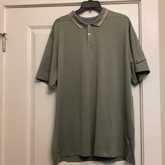 Nike Golf Polo XL - Picture 2 of 5